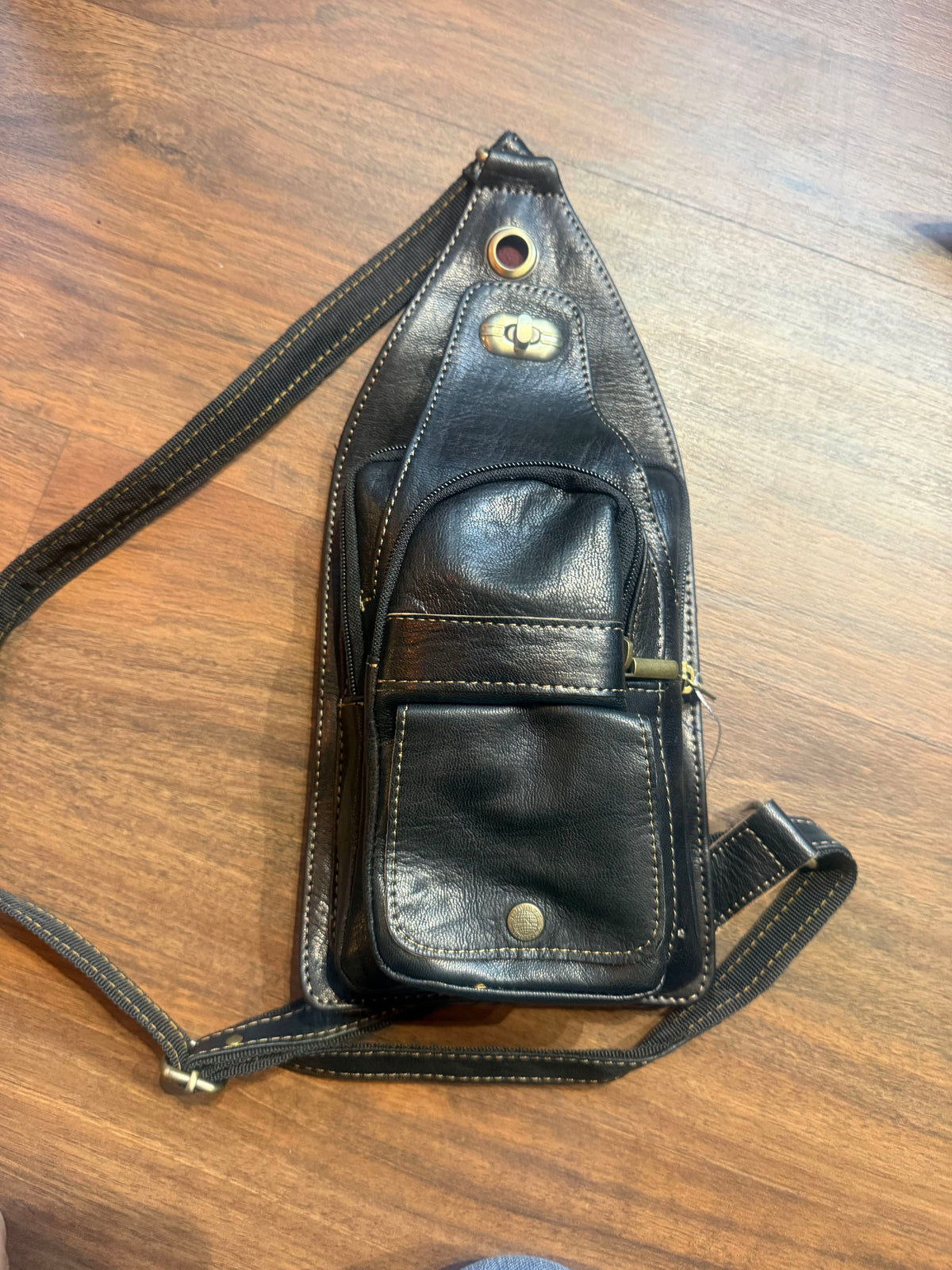 Handcrafted Genuine Leather Hip Bag – Black Vintage