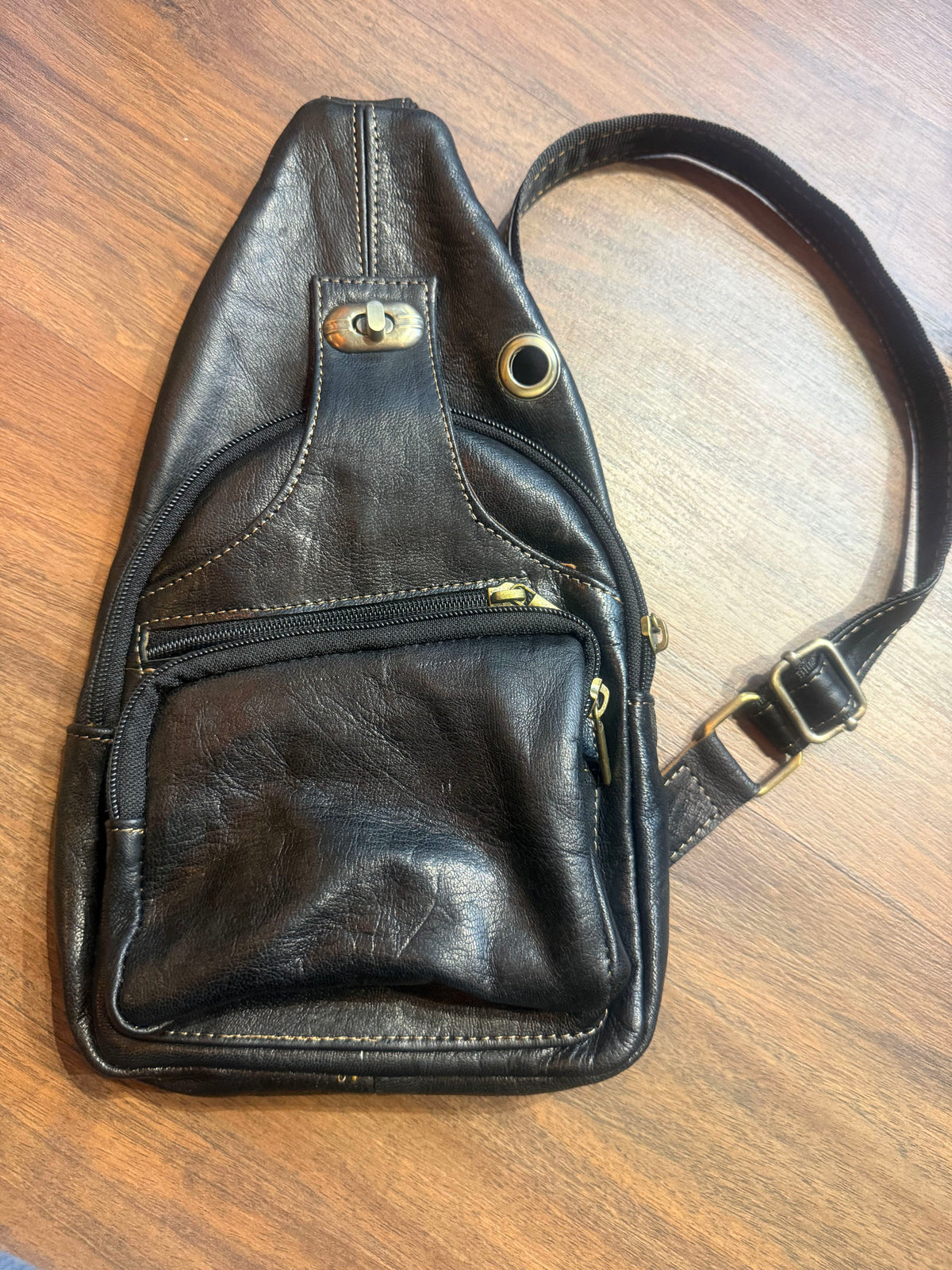Handcrafted Genuine Leather Hip Bag – Black