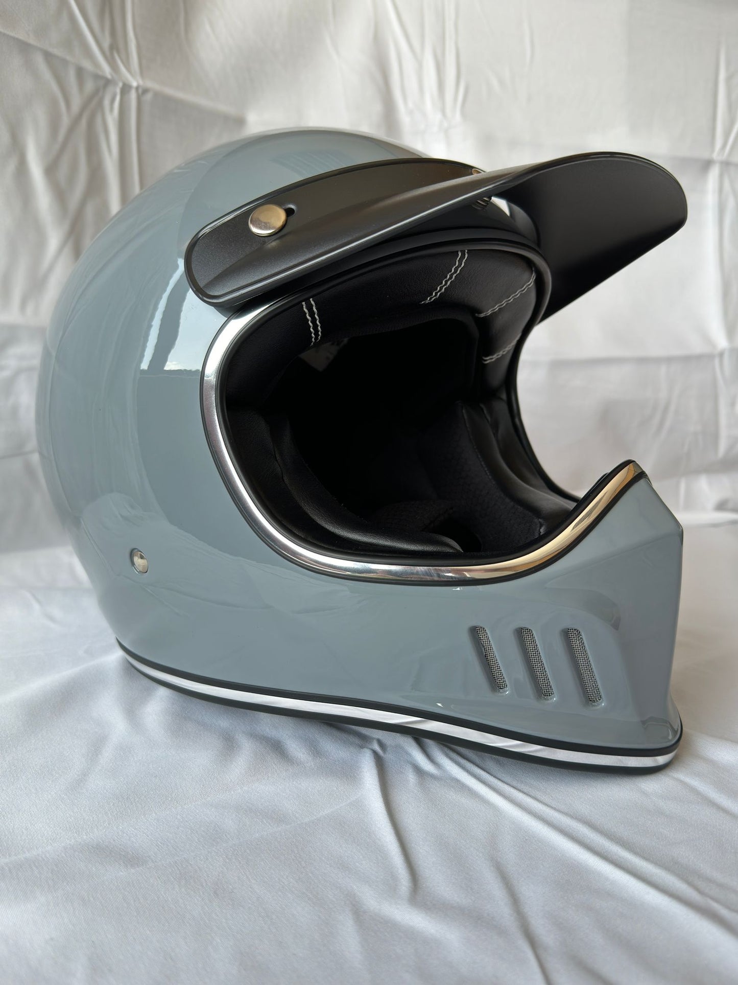 Gloss Gray Full Face Motorcycle Helmet